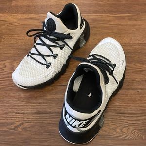 Nike Metcon 4 workout weight conditioning shoes